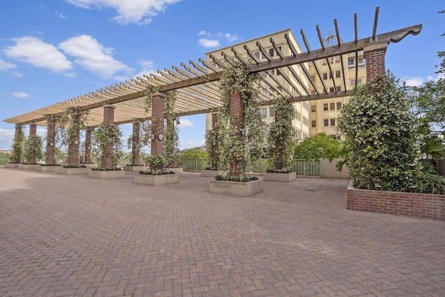 300 S Duval St Unit 1602, Tallahassee, FL 32301 - view of property's community with a pergola