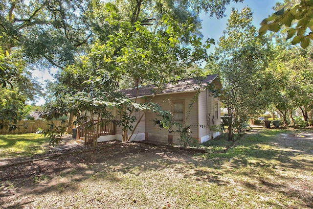 837 E Park Ave, Tallahassee, FL 32301 - view of side of property featuring a lawn