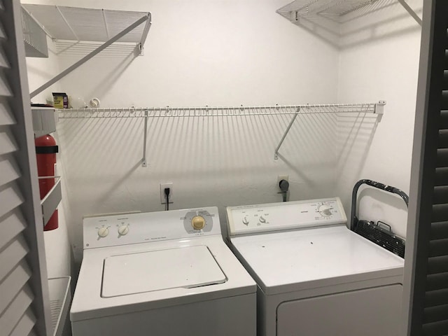 2247 Shady Timbers Cir Unit C, Tallahassee, FL 32304 - washroom featuring washing machine and clothes dryer