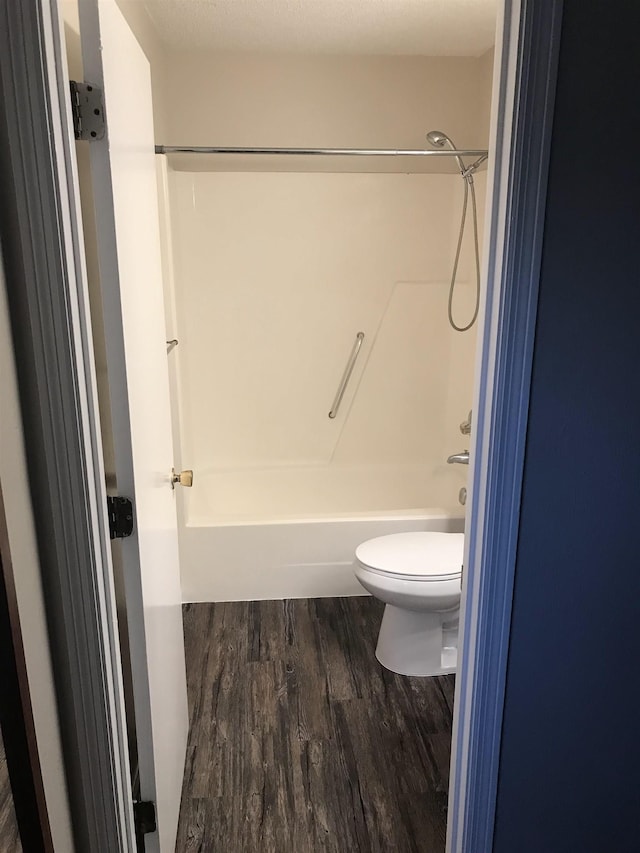 2247 Shady Timbers Cir Unit C, Tallahassee, FL 32304 - full bathroom featuring wood finished floors and washtub / shower combination
