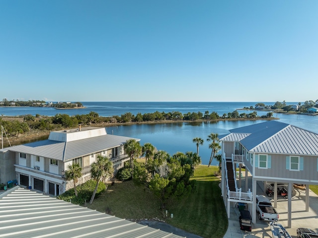 bird's eye view with a water view