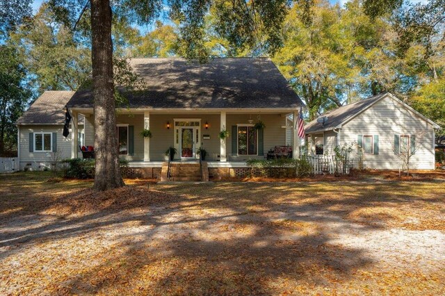 231 Sheline Dr, Havana, FL 32333 - view of front of house with a porch