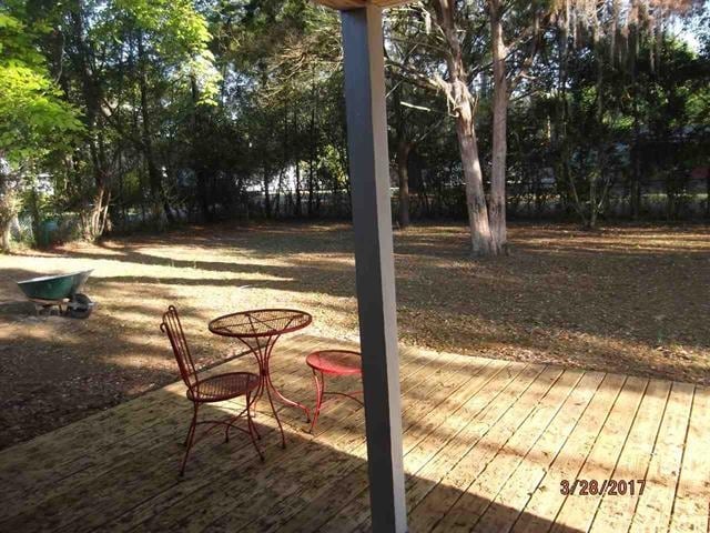 312 W Margurite St, Perry, FL 32347 - view of deck