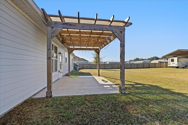 view of yard with a patio and a pergola