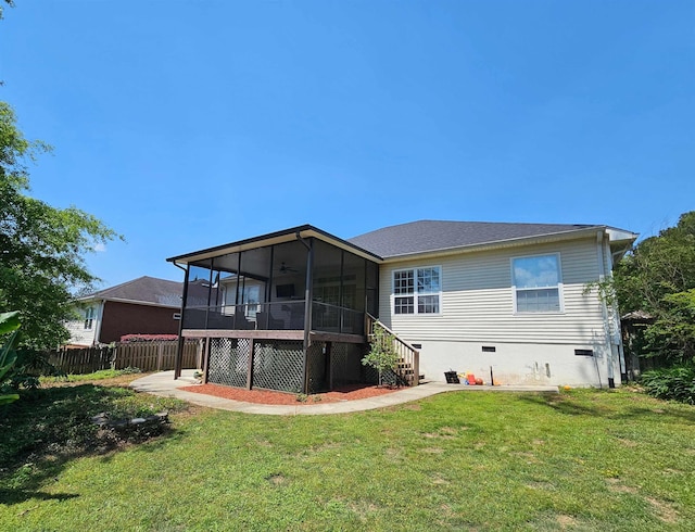 832 Eagle View Dr, Tallahassee, FL 32311 - back of property with a sunroom, a ceiling fan, and crawl space