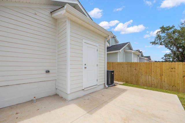 view of patio featuring cooling unit