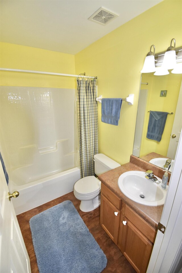 2736 Oakleigh Ct, Tallahassee, FL 32312 - full bathroom featuring shower / tub combo with curtain, toilet, and vanity