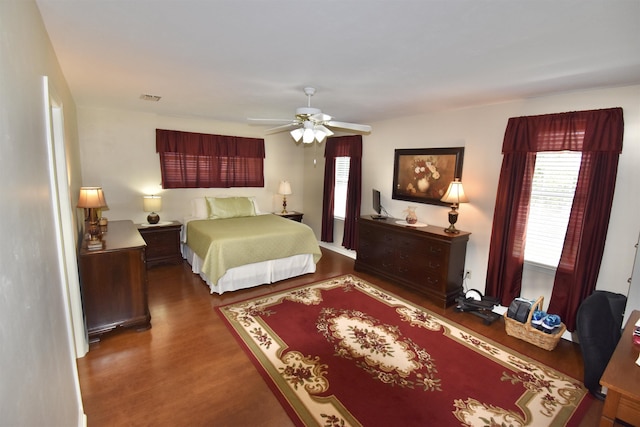 2736 Oakleigh Ct, Tallahassee, FL 32312 - bedroom with wood finished floors and a ceiling fan
