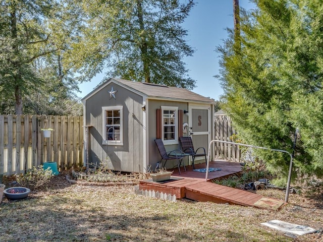 view of outbuilding