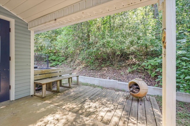 787 E Timberwood Cir, Tallahassee, FL 32304 - view of wooden deck