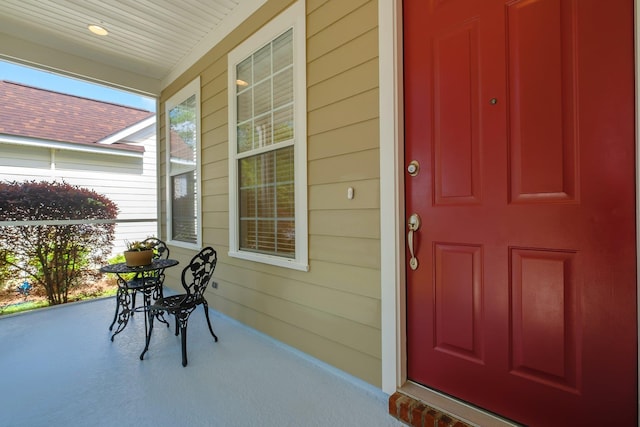 3248 Newberry Blvd, Tallahassee, FL 32311 - entrance to property featuring a porch
