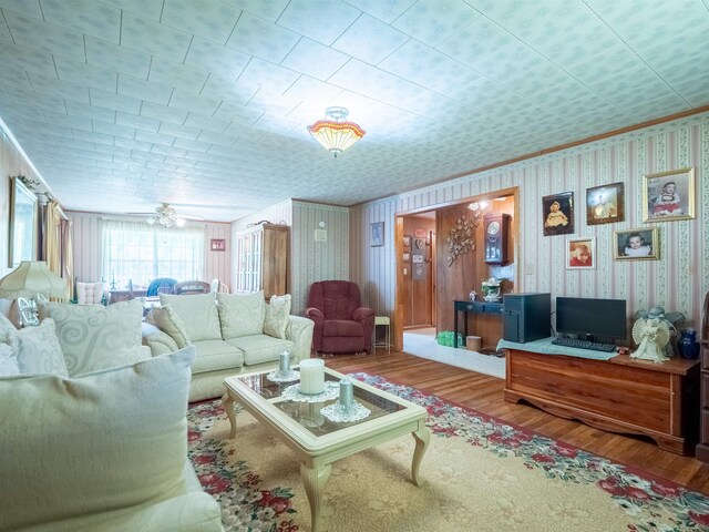 3364 NW 66th Blvd, Jennings, FL 32053 - living room featuring wood finished floors and ceiling fan