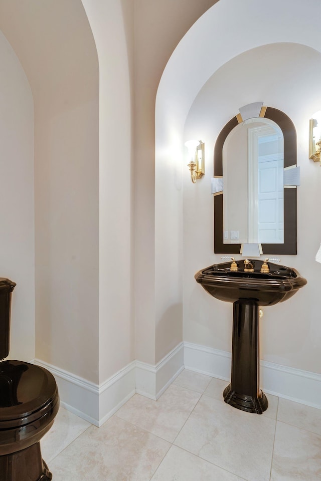 3899 W Millers Bridge Rd, Tallahassee, FL 32312 - bathroom with toilet and tile patterned floors