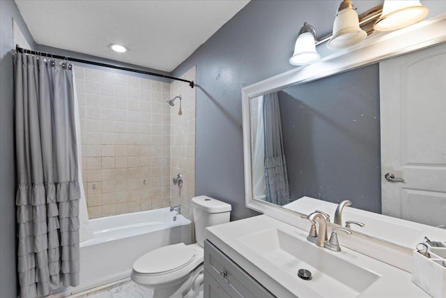 127 E Nancy St, Perry, FL 32347 - full bath featuring toilet, shower / bath combo, and vanity