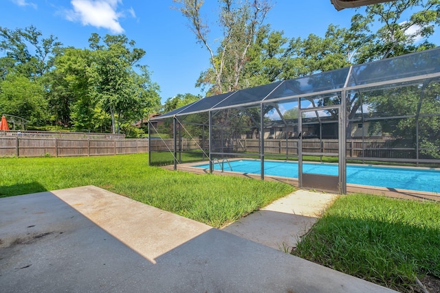 4054 Mcleod Dr, Tallahassee, FL 32303 - view of swimming pool featuring a fenced backyard and a patio