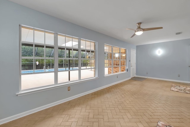 empty room with ceiling fan