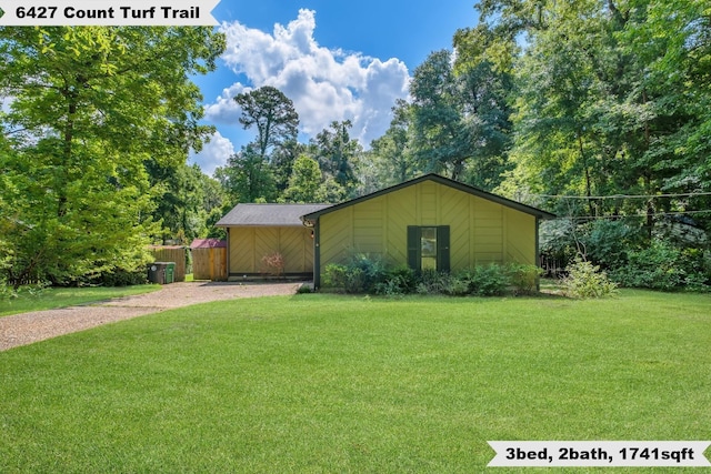 6427 Count Turf Trl, Tallahassee, FL 32309 - mid-century modern home with driveway