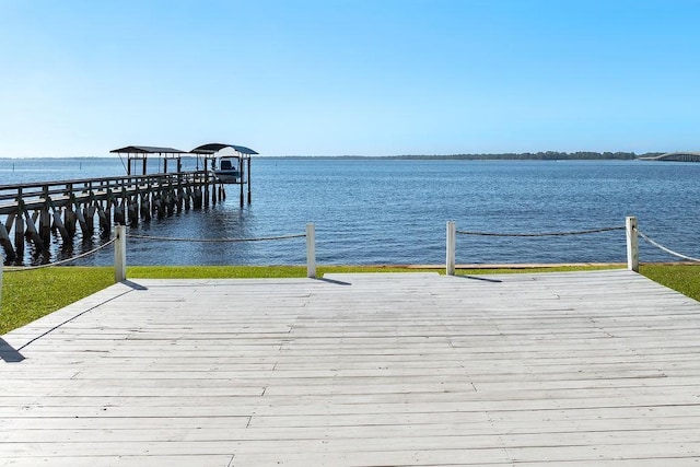 view of dock featuring a water view