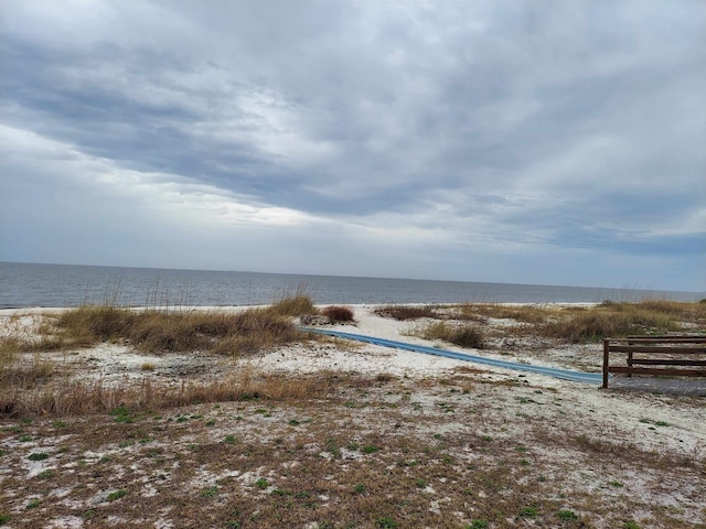 Listing photo 3 for 135 Indiana St, Carrabelle FL 32322