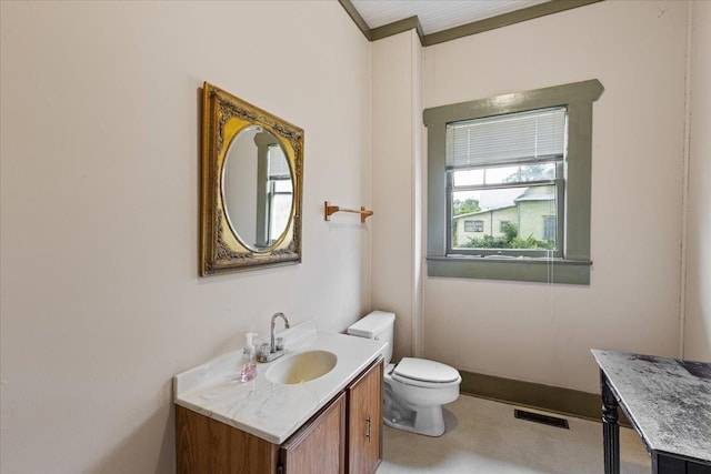 315 W Green St, Perry, FL 32347 - half bath with vanity and toilet