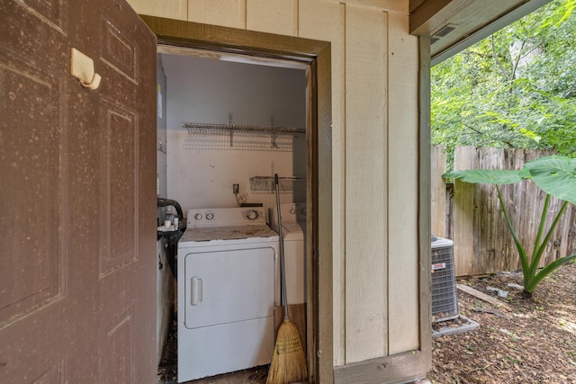 washroom featuring independent washer and dryer