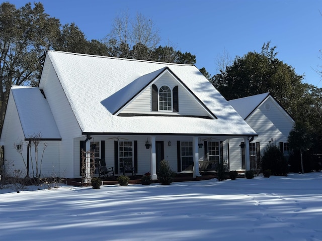 view of front facade featuring a porch