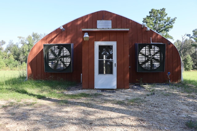 view of outdoor structure