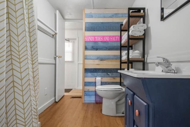 1405 SE 2nd Ave, Steinhatchee, FL 32359 - bathroom featuring wood finished floors and vanity