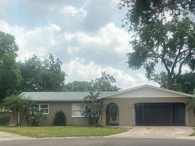 1854 N 76th Ave Fl, Saint Petersburg, FL 33702 - photo 1