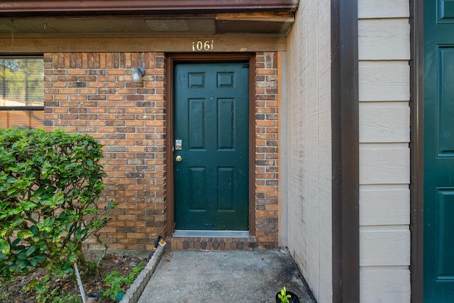 view of property entrance