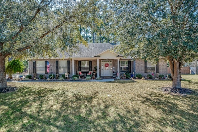 view of front of home with a front yard