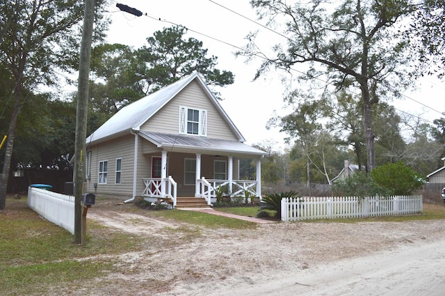 view of front facade with covered porch