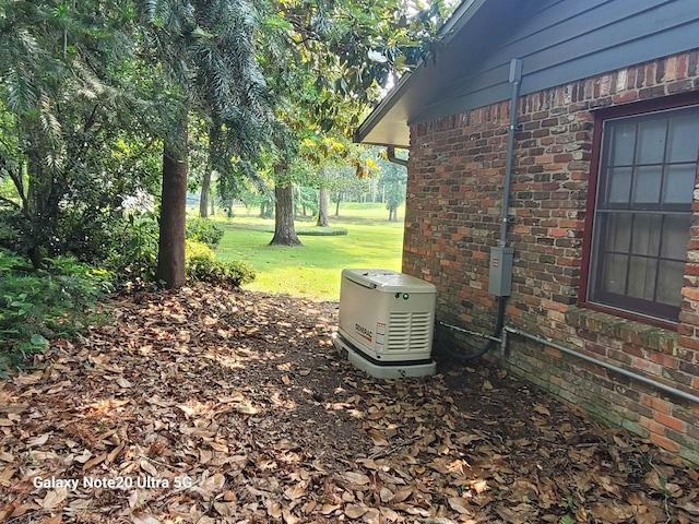 3705 Foxford Cir, Tallahassee, FL 32309 - exterior view of a power unit and brick siding