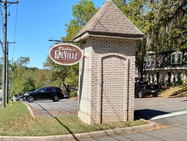 view of home's community