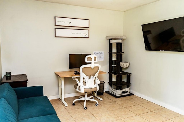 1839 Meriadoc Rd, Tallahassee, FL 32303 - tiled office space featuring baseboards