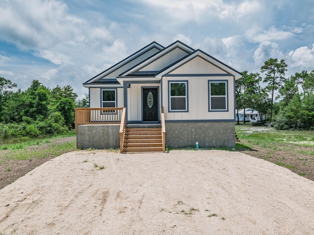 1613 Sea Breeze Way, Carrabelle, FL 32322 - view of front of house