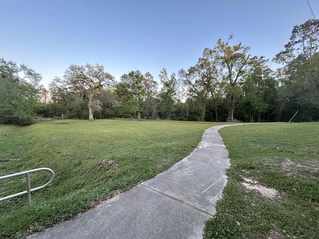 1518 Mabry St, Tallahassee, FL 32310 - view of property's community featuring a yard