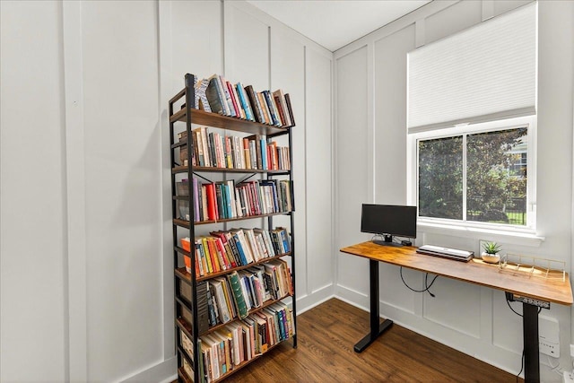 3256 Whitman Way, Tallahassee, FL 32311 - office featuring dark wood-style floors and baseboards