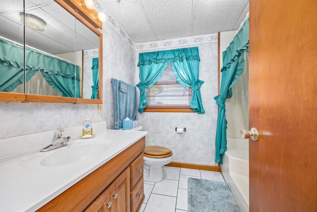 511 SW Sundown Creek Rd, Madison, FL 32340 - bathroom featuring vanity, toilet, tile patterned floors, baseboards, and shower / bath combo