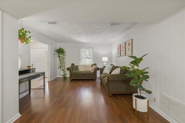 3822 Leane Dr, Tallahassee, FL 32309 - living room featuring wood finished floors and baseboards