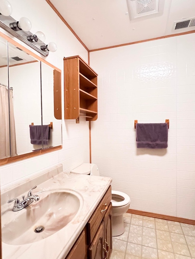 2048 W Gas Plant Rd, Perry, FL 32347 - full bathroom featuring vanity, crown molding, a shower with shower curtain, and tile patterned floors