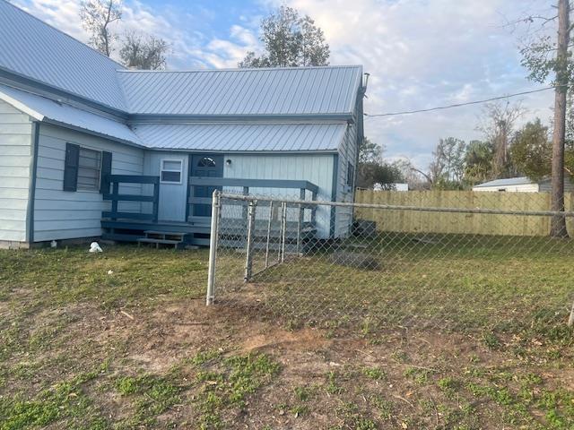 exterior space featuring fence