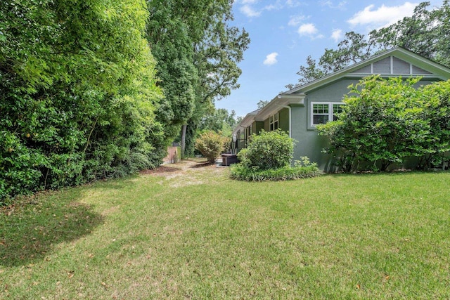 view of grassy yard
