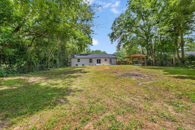 2121 Shadyoaks Dr, Tallahassee, FL 32303 - view of fenced backyard