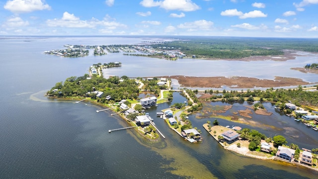 22 Lighthouse Pt, Crawfordville, FL 32327 - aerial view of property and surrounding area featuring a nearby body of water