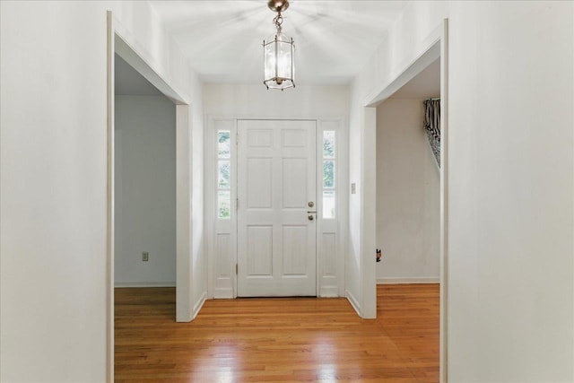711 Kenilworth Rd, Tallahassee, FL 32312 - entrance foyer featuring light wood-style floors and baseboards
