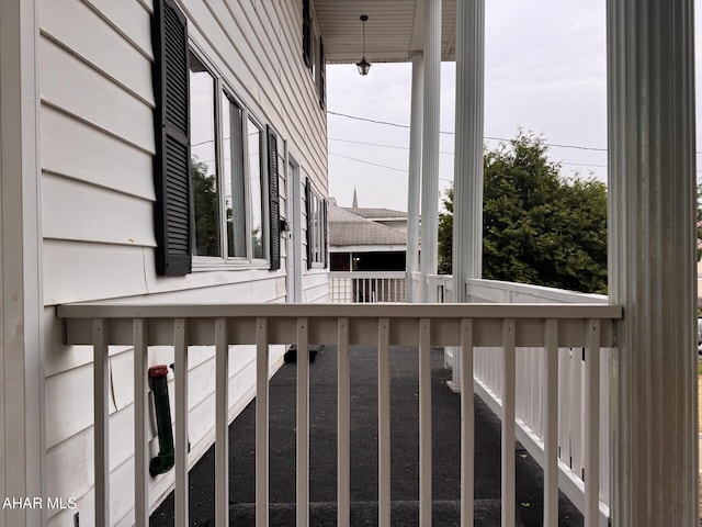 1096 Caroline St, Nanty-Glo, PA 15943 - photo 5