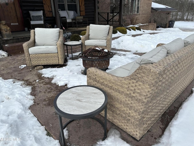 exterior space featuring a fire pit