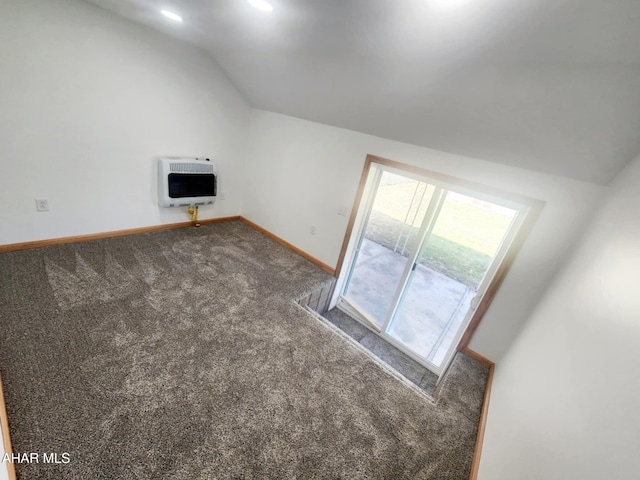 3100 Oak Ave, Altoona, PA 16601 - additional living space featuring baseboards, carpet flooring, heating unit, and vaulted ceiling