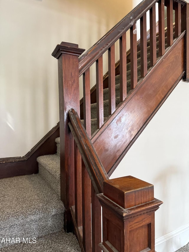 303 Cherry Ave, Altoona, PA 16601 - stairway with carpet and baseboards